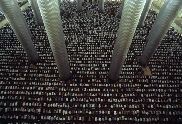 14 La mosquée Istiqlal à Jakarta (Indonésie, 2013)