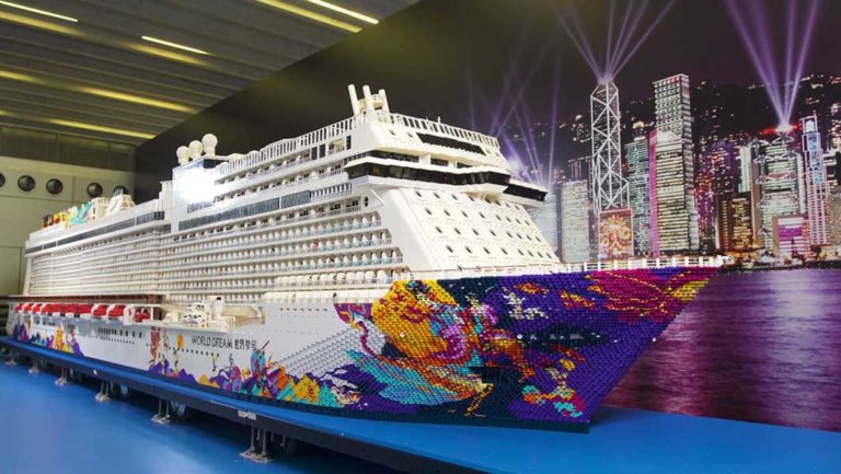 [WORLD RECORD !] Le plus grand bateau en LEGO jamais construit !